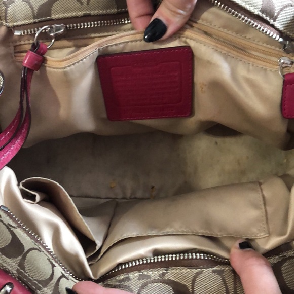 Coach gently used shoulder purse - Picture 4 of 5